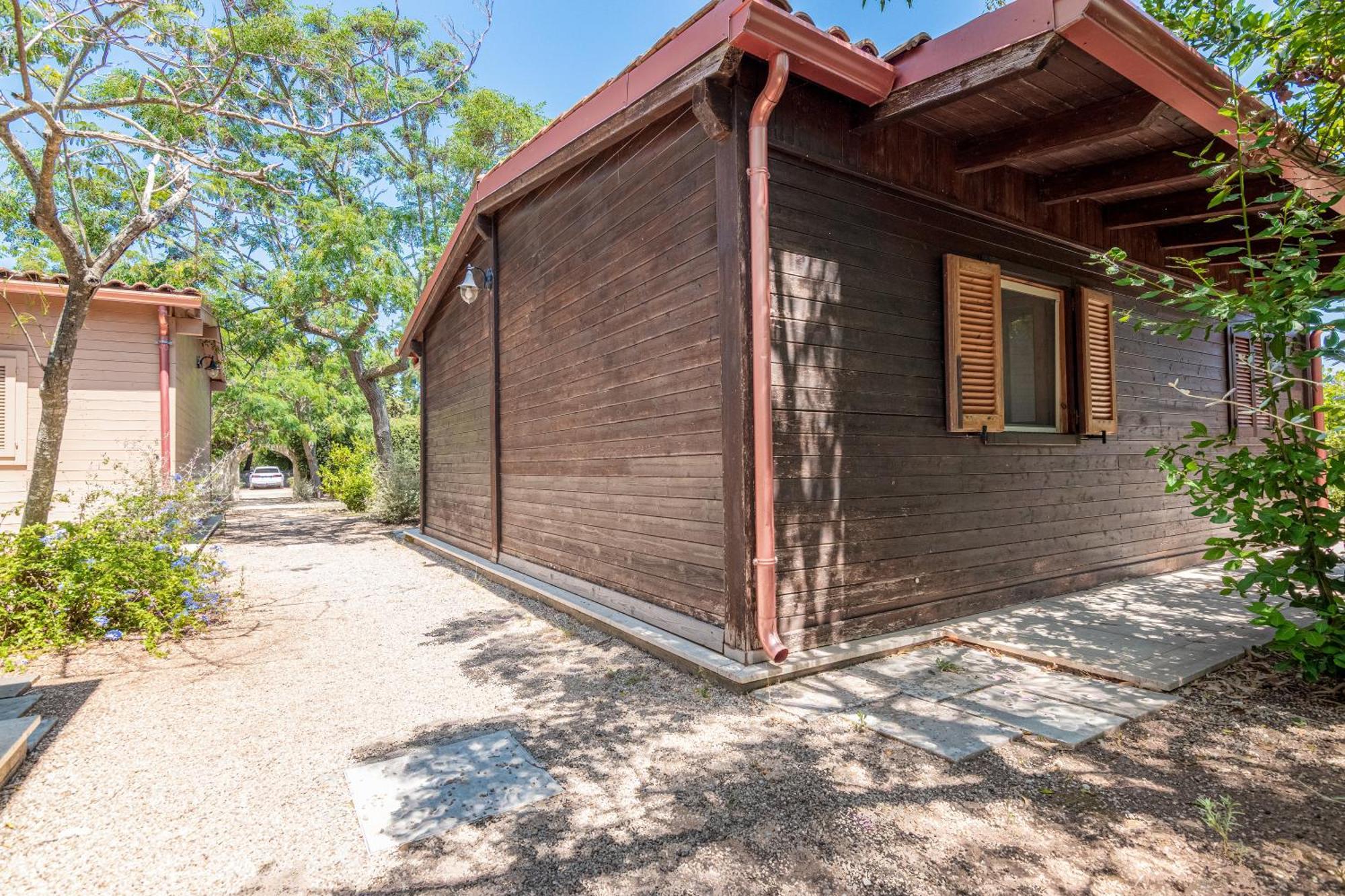 Bio Agriturismo Salos 阿利米尼 外观 照片