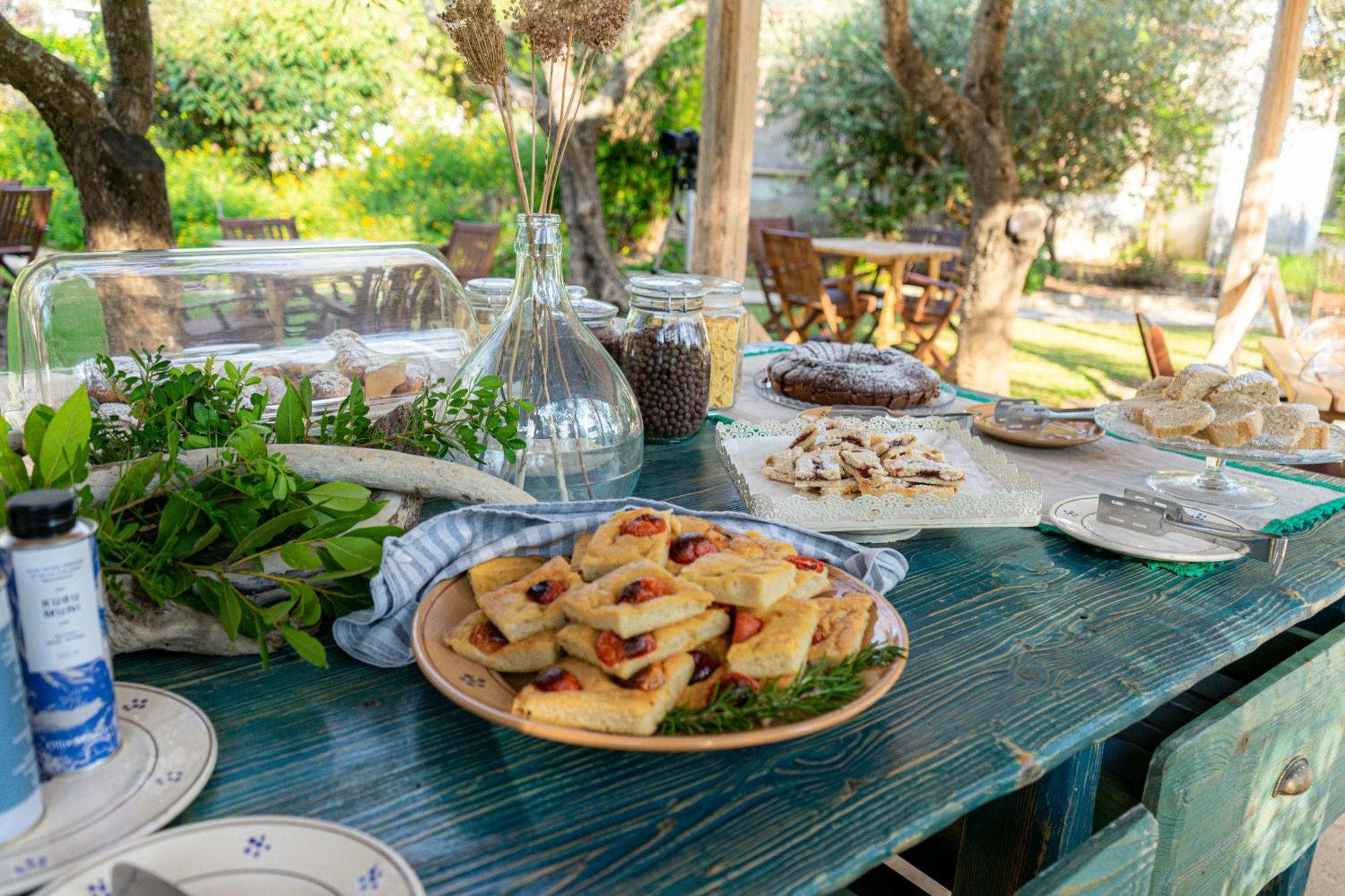Bio Agriturismo Salos 阿利米尼 外观 照片