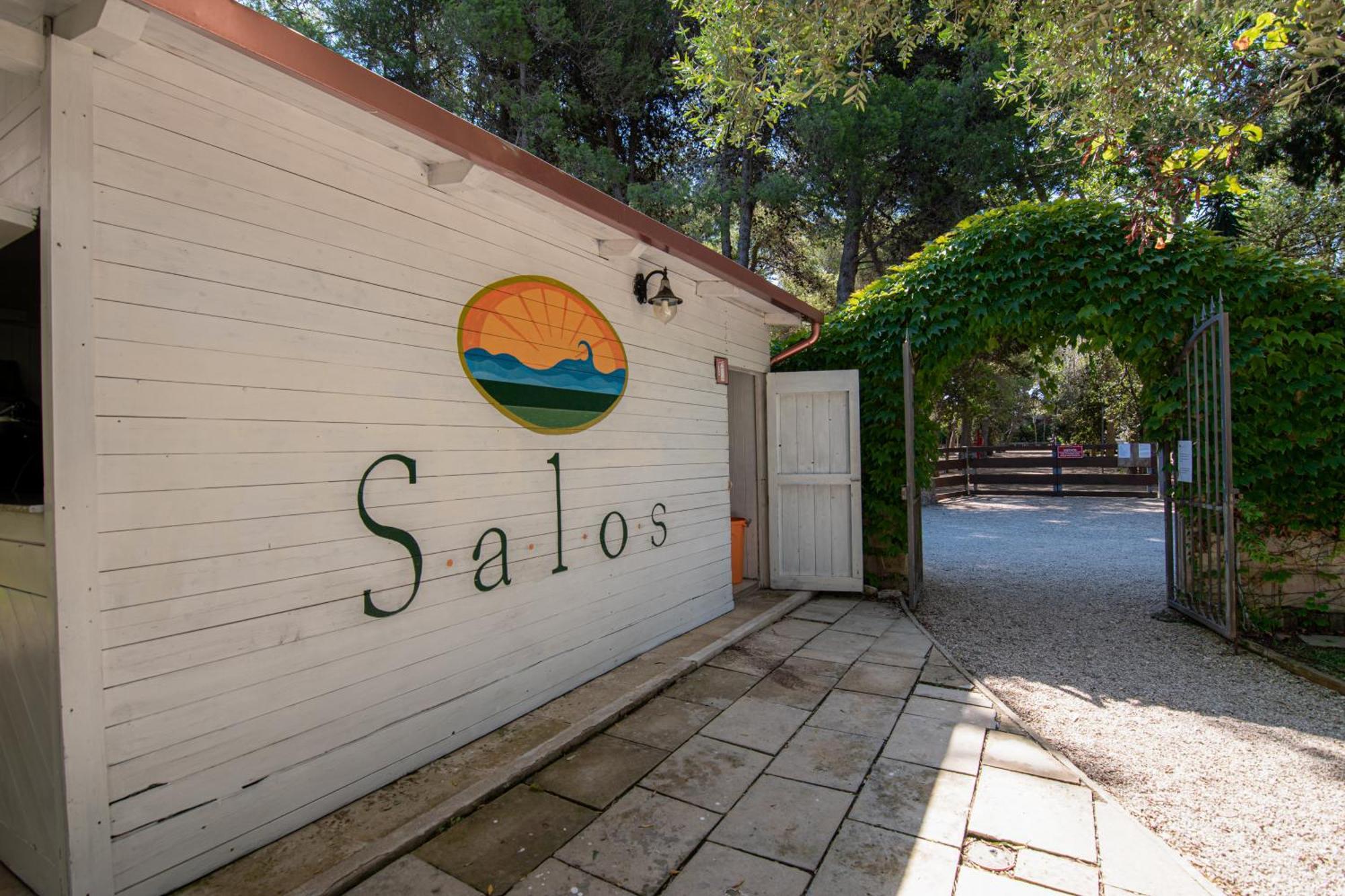 Bio Agriturismo Salos 阿利米尼 外观 照片