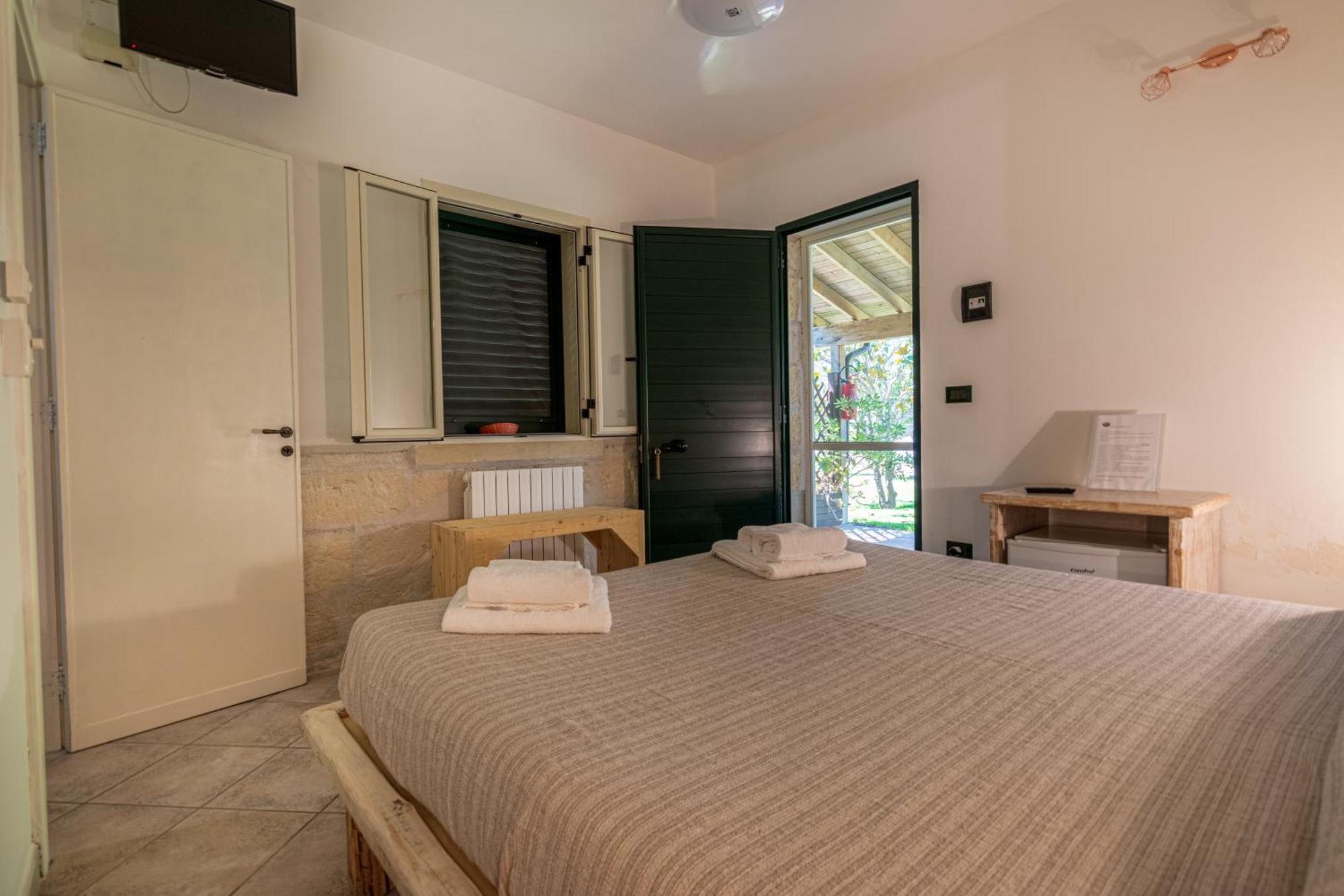 Bio Agriturismo Salos 阿利米尼 外观 照片