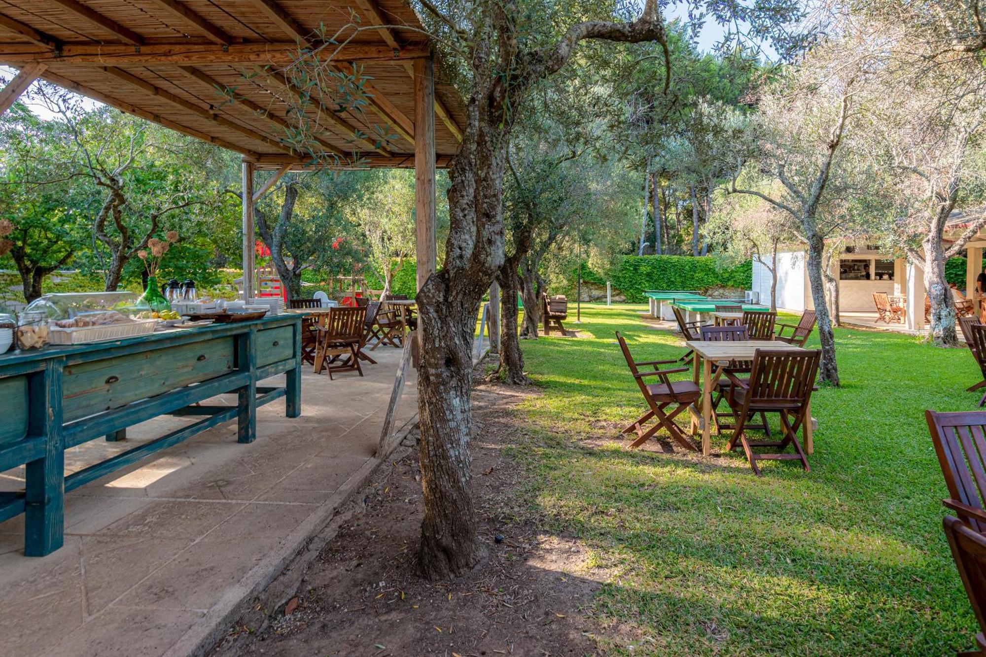 Bio Agriturismo Salos 阿利米尼 外观 照片