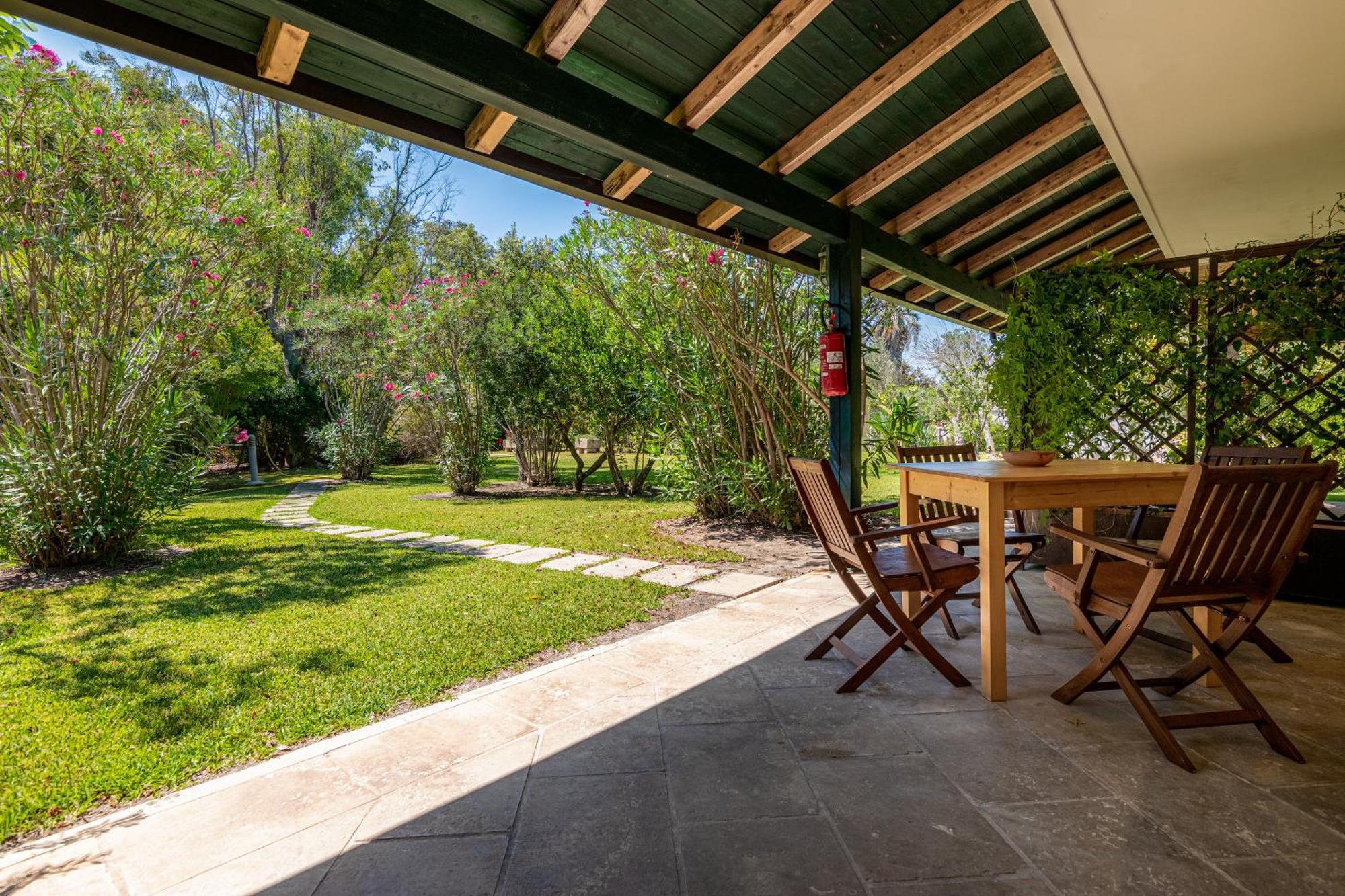 Bio Agriturismo Salos 阿利米尼 外观 照片